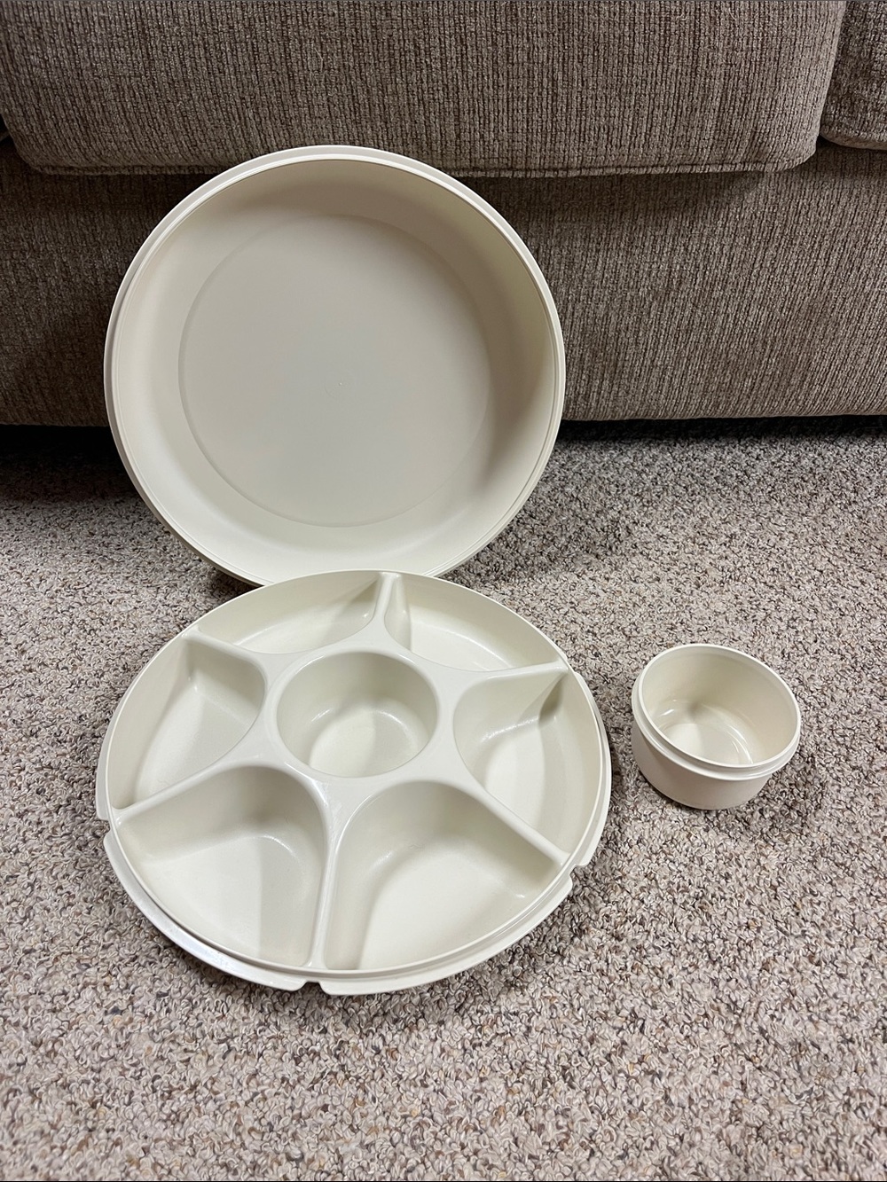 Tupperware Cream Sectioned Serving Tray with Removable Lid and Dip Bowl